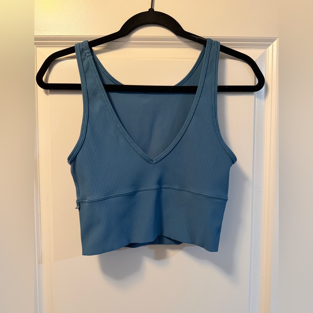 Lululemon Power Pivot Ribbed Crop Tank in Capture Blue, size 4